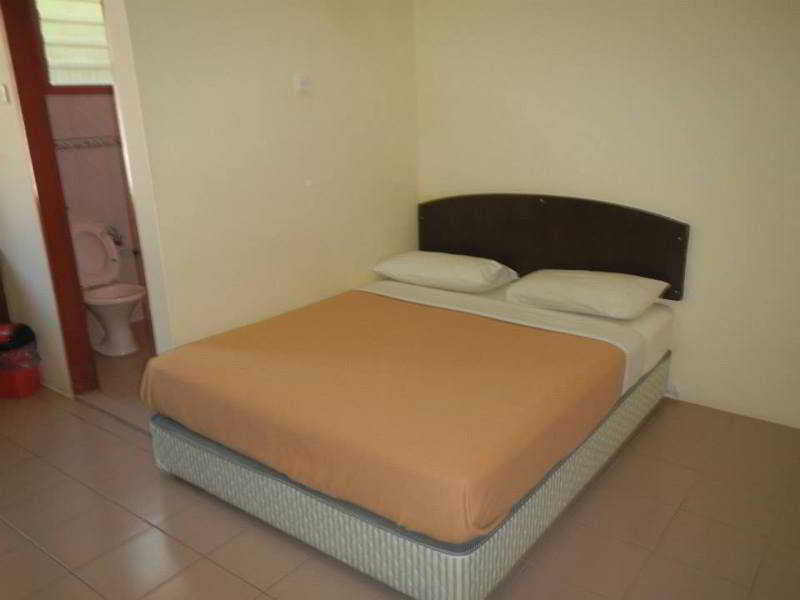 Krs Pines Hotel Cameron Highlands Exterior photo